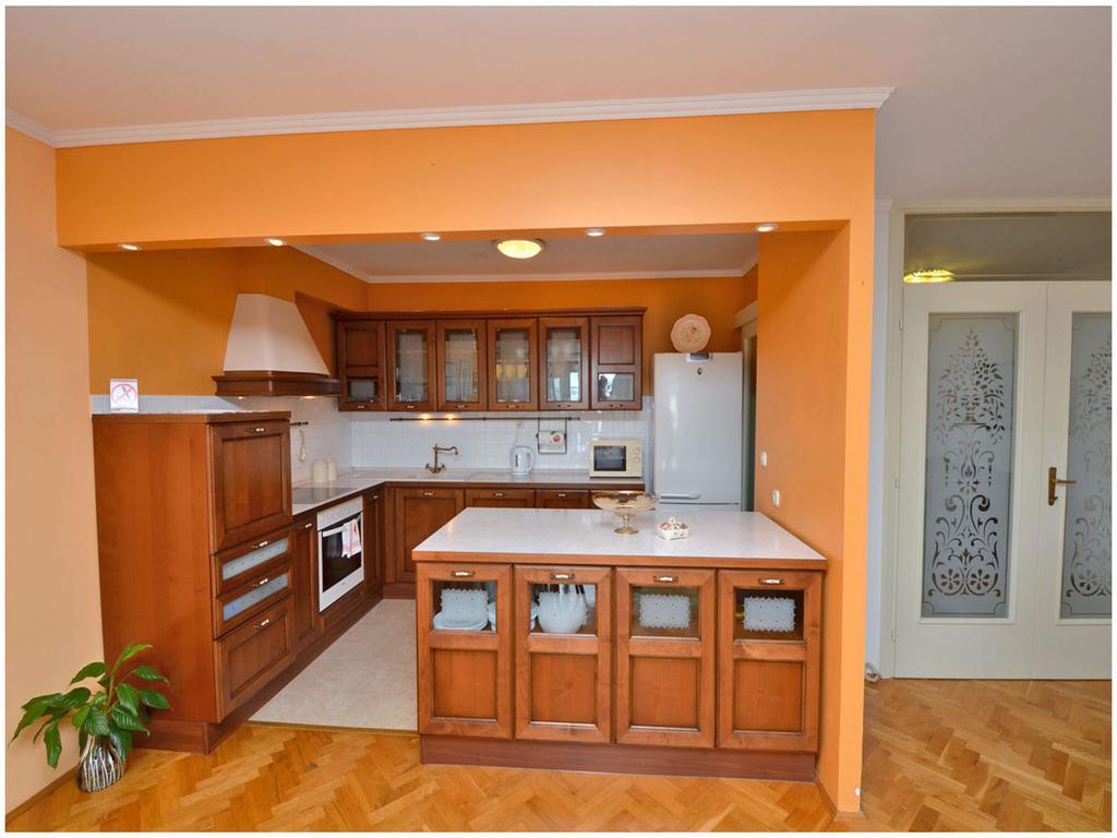 Apartment Laura Podstrana Pokój zdjęcie