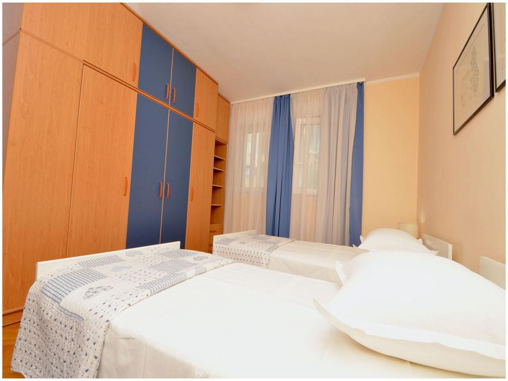 Apartment Laura Podstrana Pokój zdjęcie